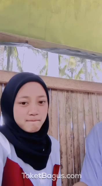 Video Viral Hijab Cantik Cipokan