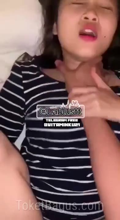 Lablust Cantik Banget Kena Crot Dimulut