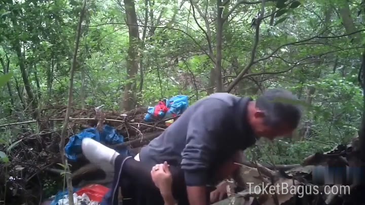 Pelajar Dientot Guru BK Dihutan