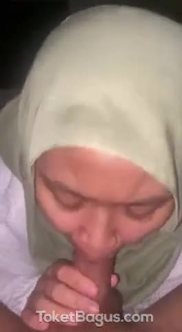 AJIRAH Hijab Hijau Keenakan Ngewe