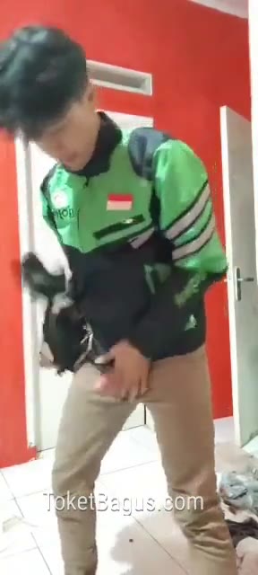 Gilang Ojol Video Asli Sama Ayam Mentahan Viral