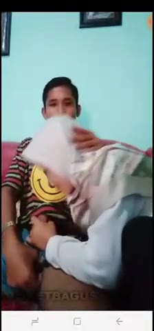 Kakak Bejat Adik Berhijab Masih SMP Disuruh Nyepongin Kontol